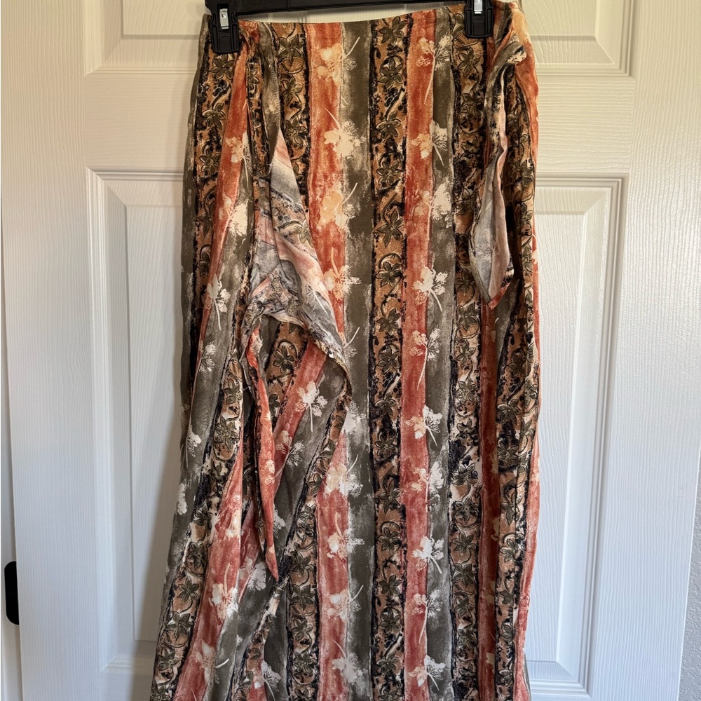 Elegant Multicolor Women's Skirt